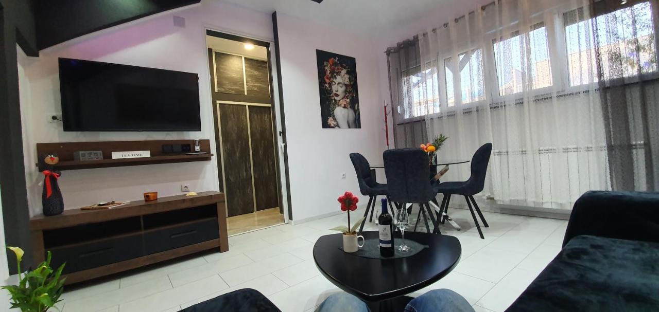 Appartement Yela à Zadar Extérieur photo